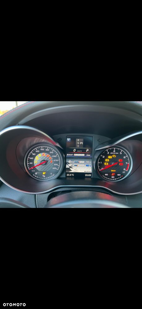 Mercedes-Benz Klasa C AMG 63 AMG Speedshift 7G-MCT - 11