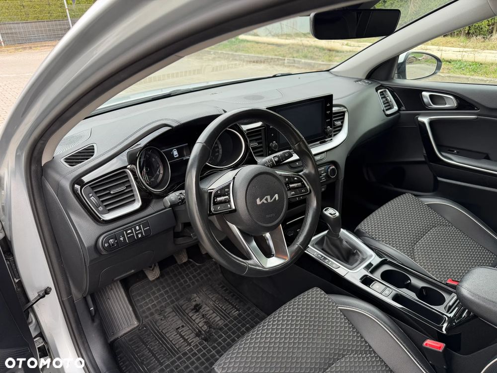 Kia Ceed 1.5 T-GDI L - 19