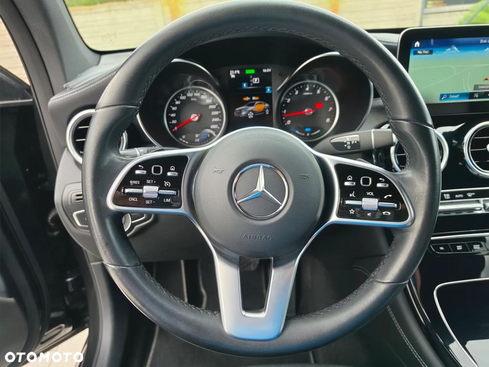 Mercedes-Benz GLC 200 4Matic 9G-TRONIC - 25