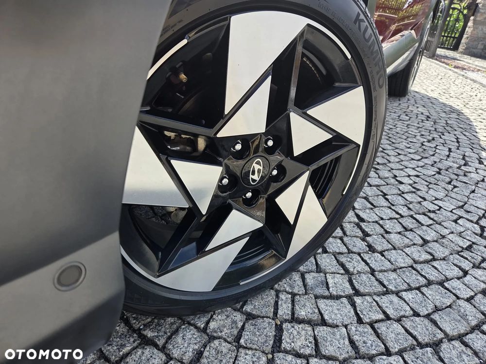 Hyundai Kona 1.6 T-GDI DCT 4WD Prime - 24