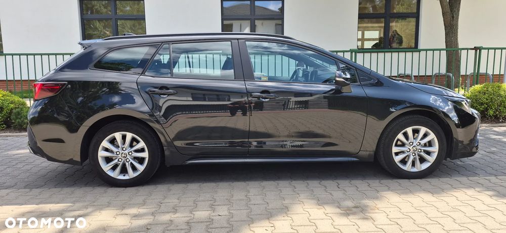 Toyota Corolla - 3