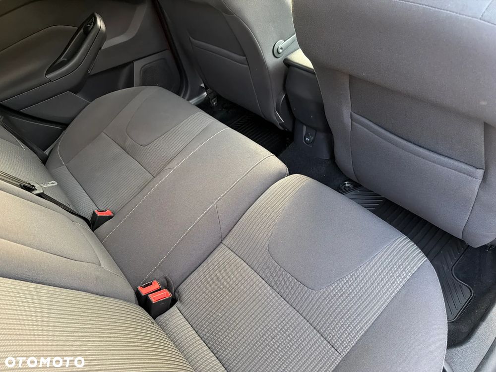 Ford Focus 1.6 EcoBoost Titanium - 21