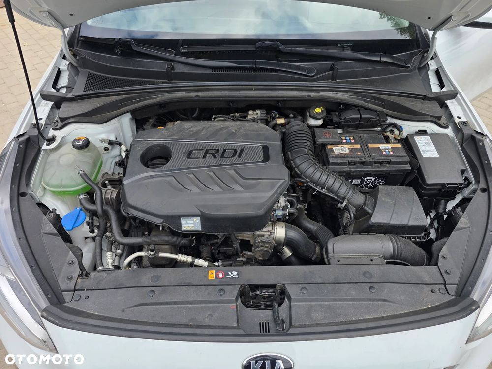 Kia Ceed 1.6 CRDi mHEV S - 22