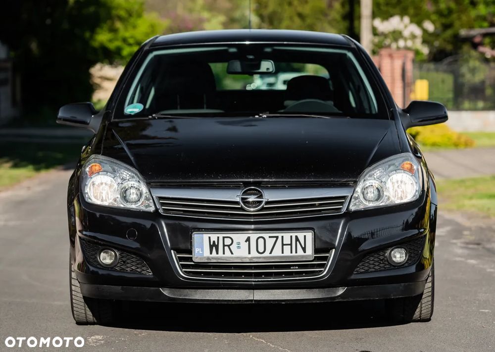 Opel Astra 1.6 Enjoy - 11
