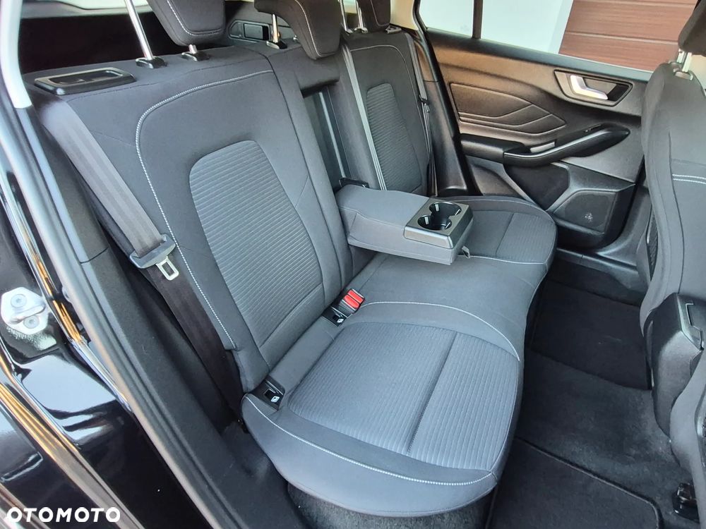 Ford Focus - 19
