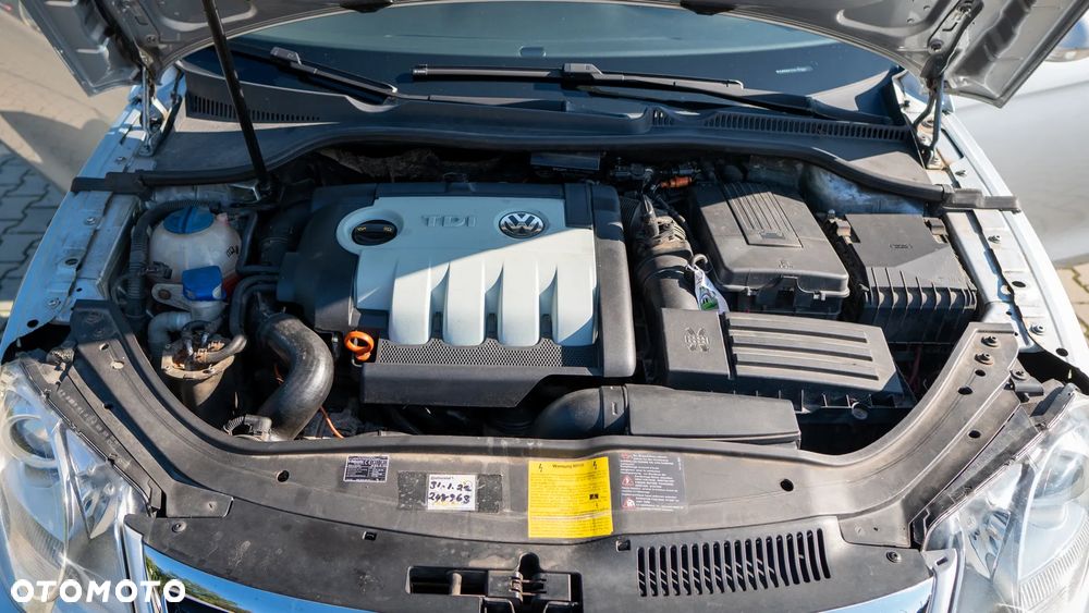 Volkswagen Eos 2.0 TDI DPF DSG - 25
