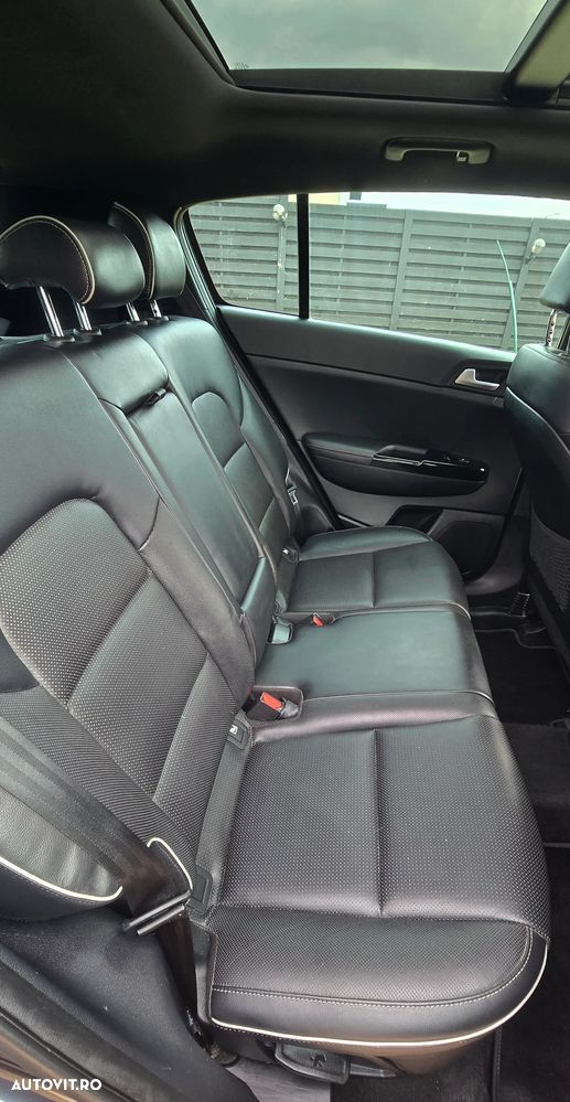 Kia Sportage 2,0 CRDI AWD Aut. Platinum - 24