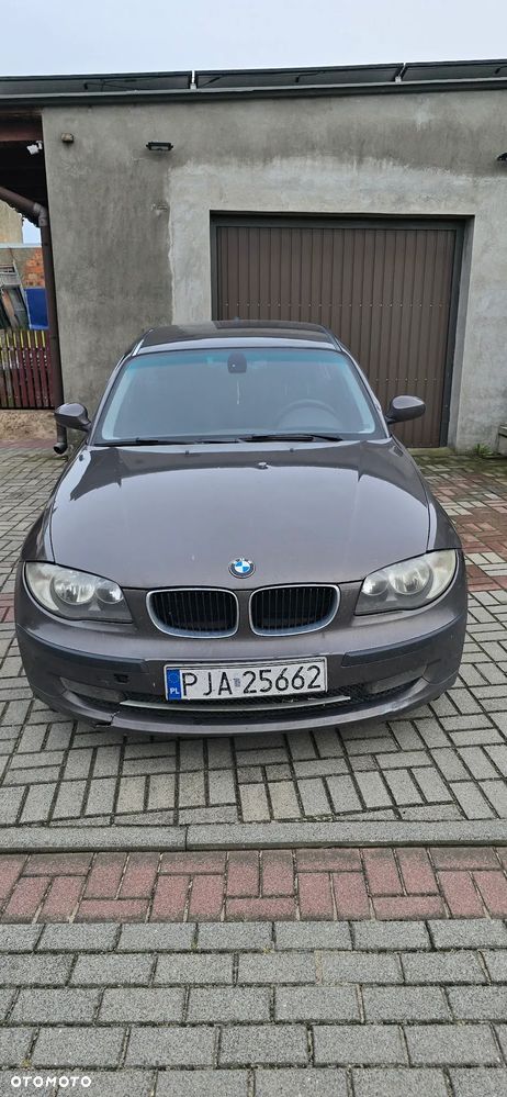 BMW Seria 1 118d DPF - 1