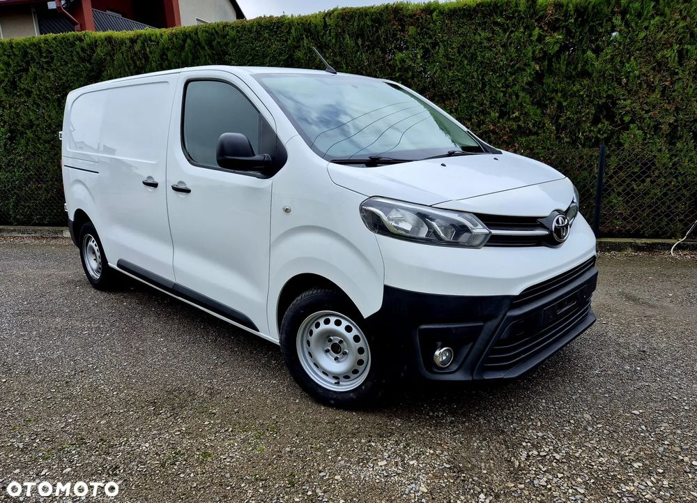 Toyota Proace - 1