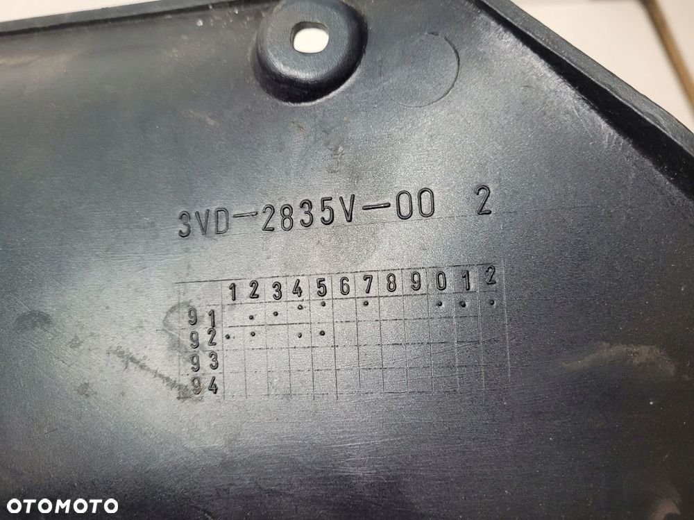 YAMAHA TDM 850 3VD BOK PRAWY - 6