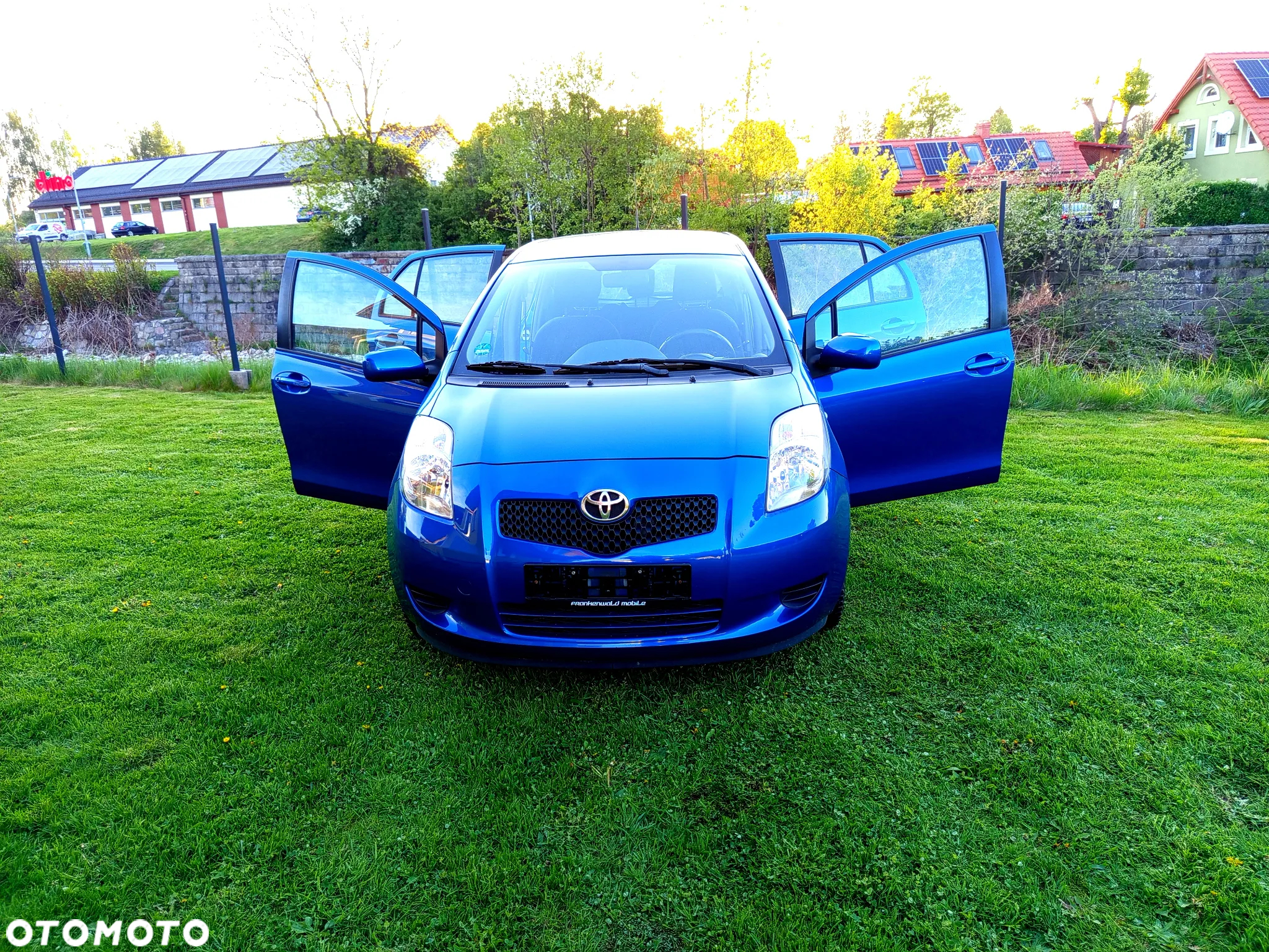 Toyota Yaris 1.3 Luna A/C - 12