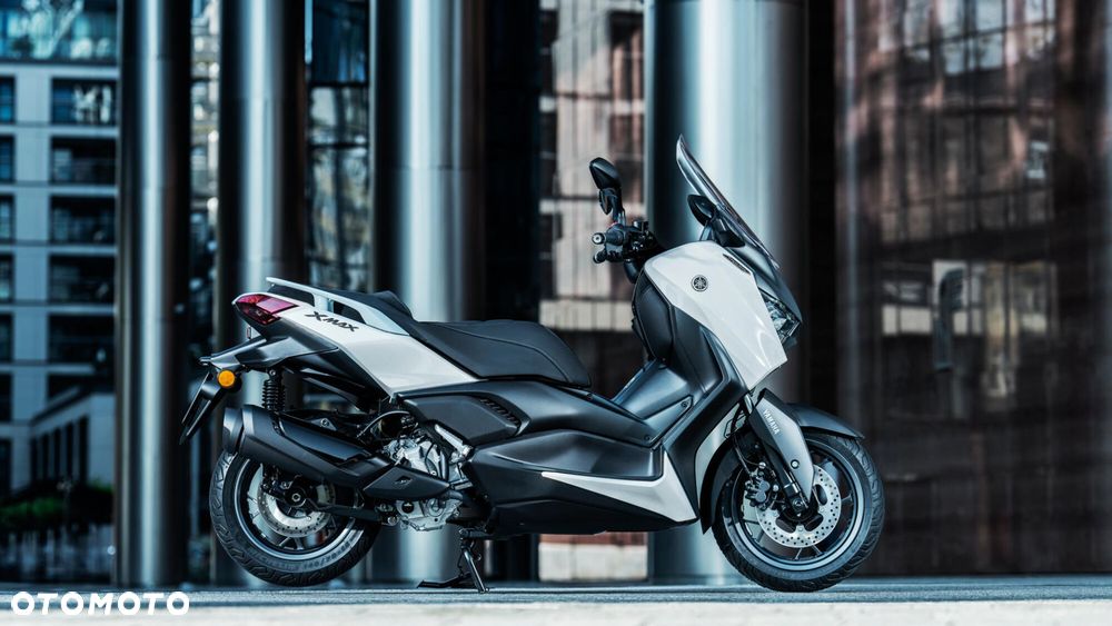 Yamaha X-max - 7