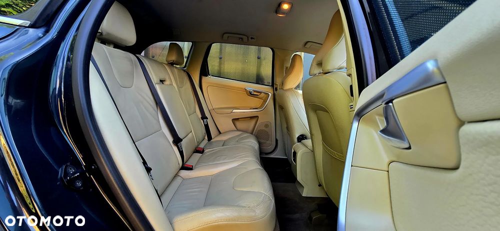 Volvo XC 60 D3 Summum - 30