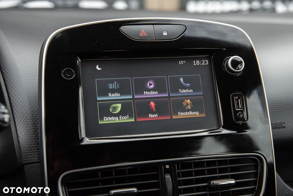 Renault Clio - 18