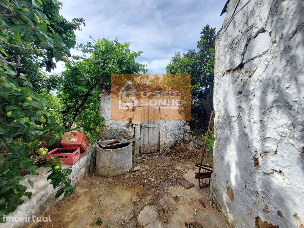 Casa Antiga para recuperar perto de São Brás de Alportel - Grande imagem: 3/26