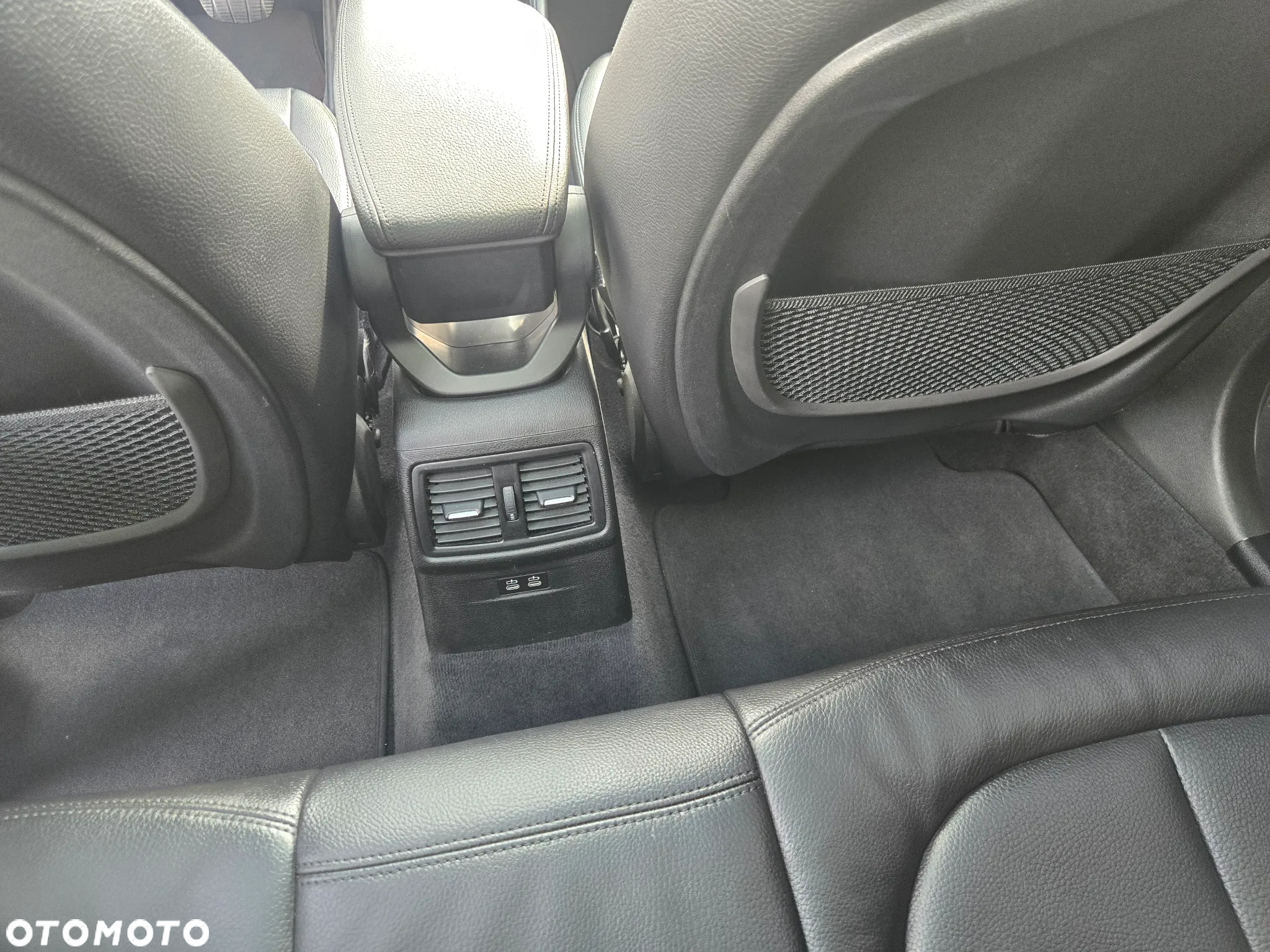BMW X1 sDrive18i - 22