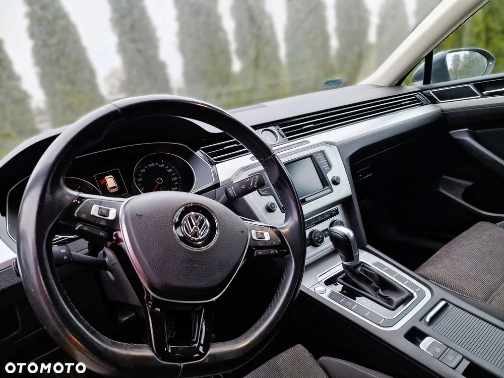 Volkswagen Passat 2.0 TDI BMT Comfortline DSG - 5