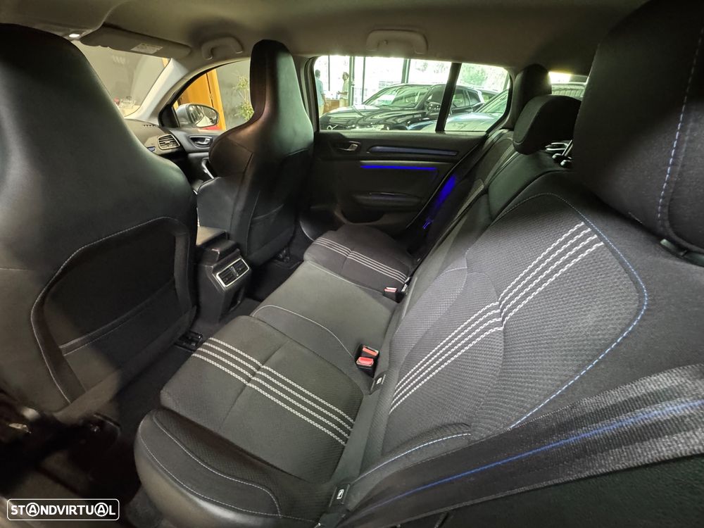 Renault Mégane Sport Tourer 1.5 dCi GT Line EDC - 17