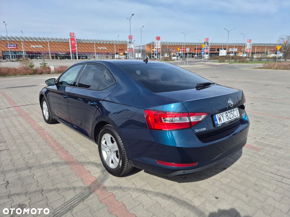 Skoda Superb 2.0 TDI Active - 2