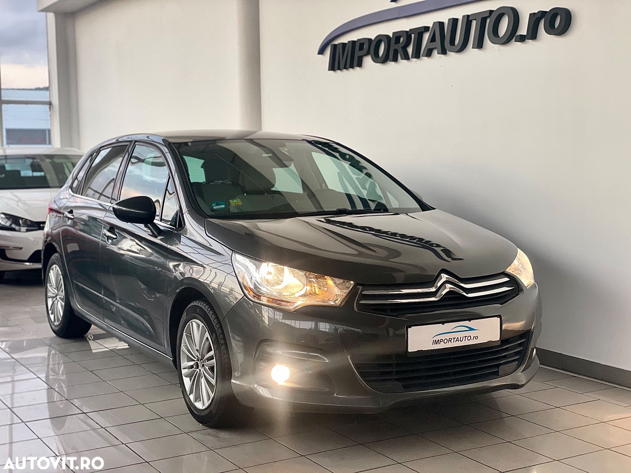Citroën C4 1.6 VTi BVM Seduction - 1