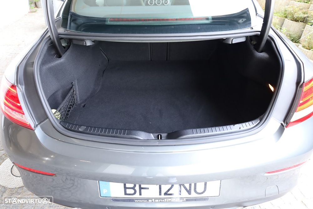Mercedes-Benz C 180 AMG Line - 16