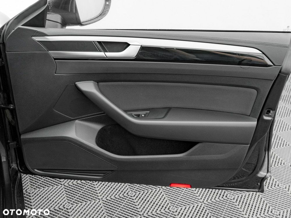Volkswagen Arteon 2.0 TDI Essence DSG - 30
