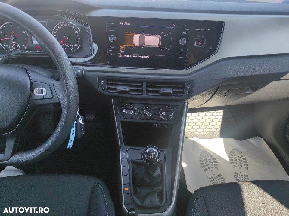 Volkswagen Polo - 15