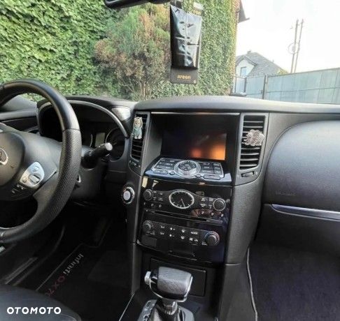 Infiniti FX FX30d S - 4