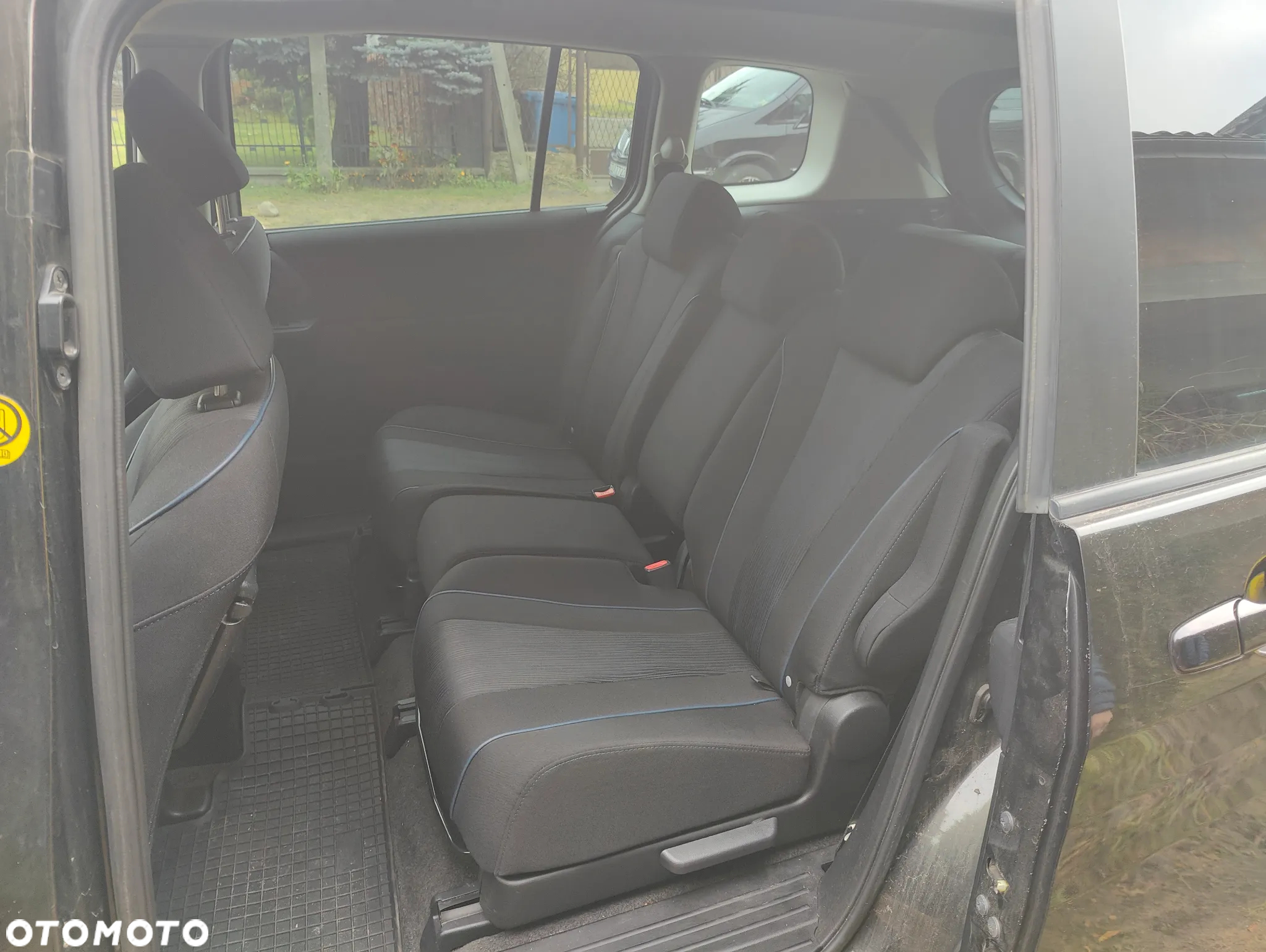Mazda 5 1.6 CD Navi + - 8