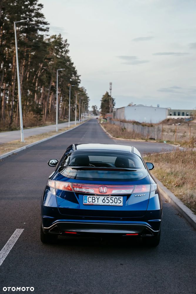 Honda Civic 1.8 Sport - 4