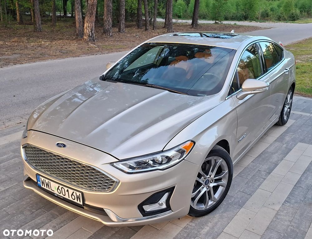 Ford Mondeo 2.0 Hybrid Titanium - 19