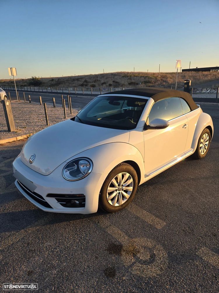 Volkswagen New Beetle Cabrio 1.2 TSI Design DSG — fotografia 4