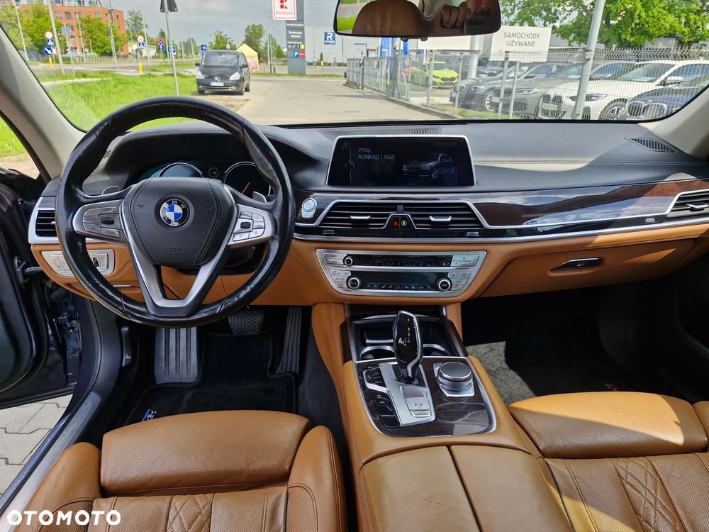 BMW Seria 7 730d xDrive - 11