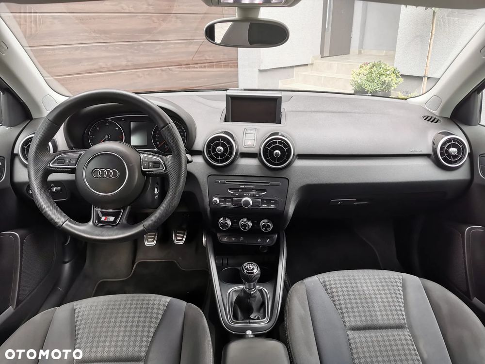 Audi A1 Sportback 1.6 TDI Ambition - 27