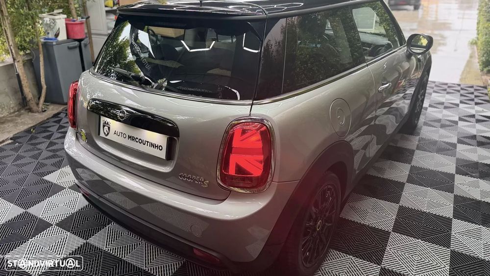 MINI 3 Portas Cooper SE Premium Extra Resolute Edition - 9