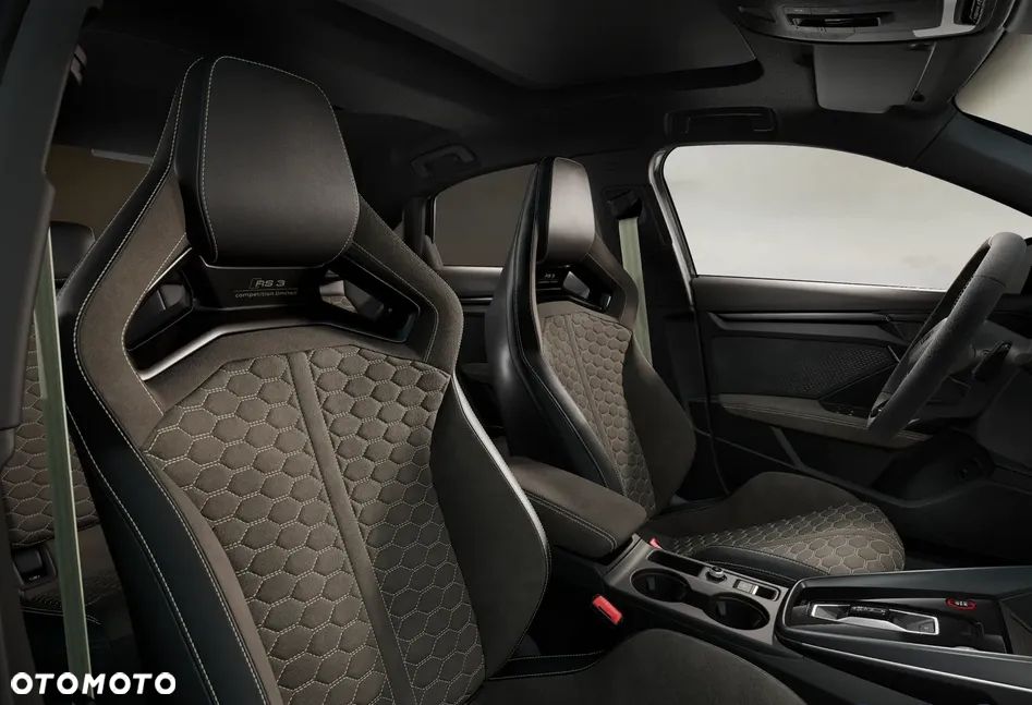 Audi RS3 Limousine - 9