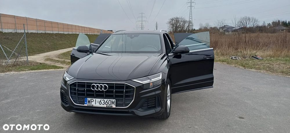 Audi Q8 - 8