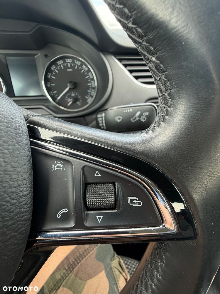 Skoda Octavia 2.0 TDI Edition - 10