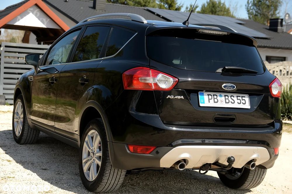 Ford Kuga 2.0 TDCi 2x4 Titanium - 6