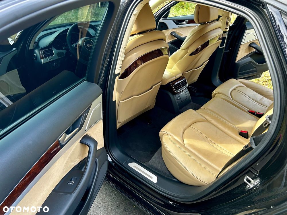 Audi A8 - 25