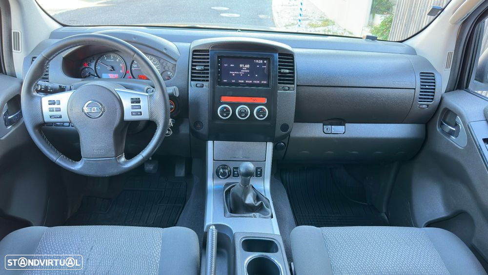 Nissan Navara 2.5 dCi CD SE 4WD - 14