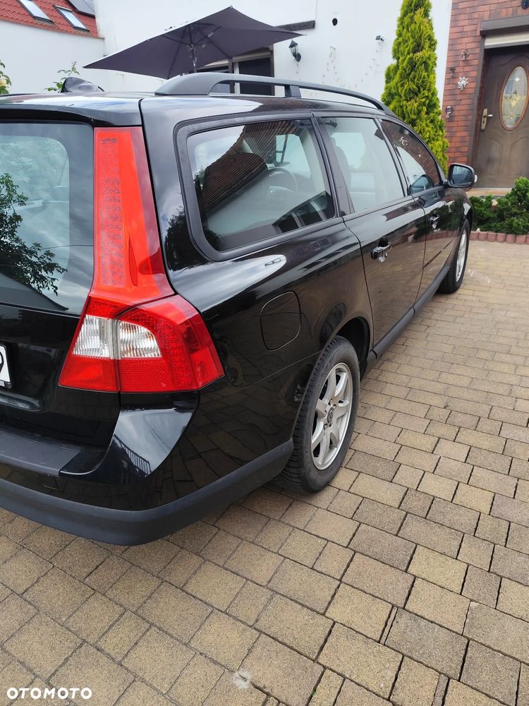 Volvo V70 2.0 Kinetic - 6