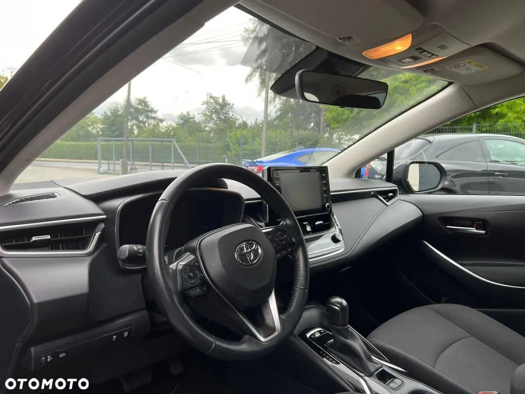 Toyota Corolla - 6