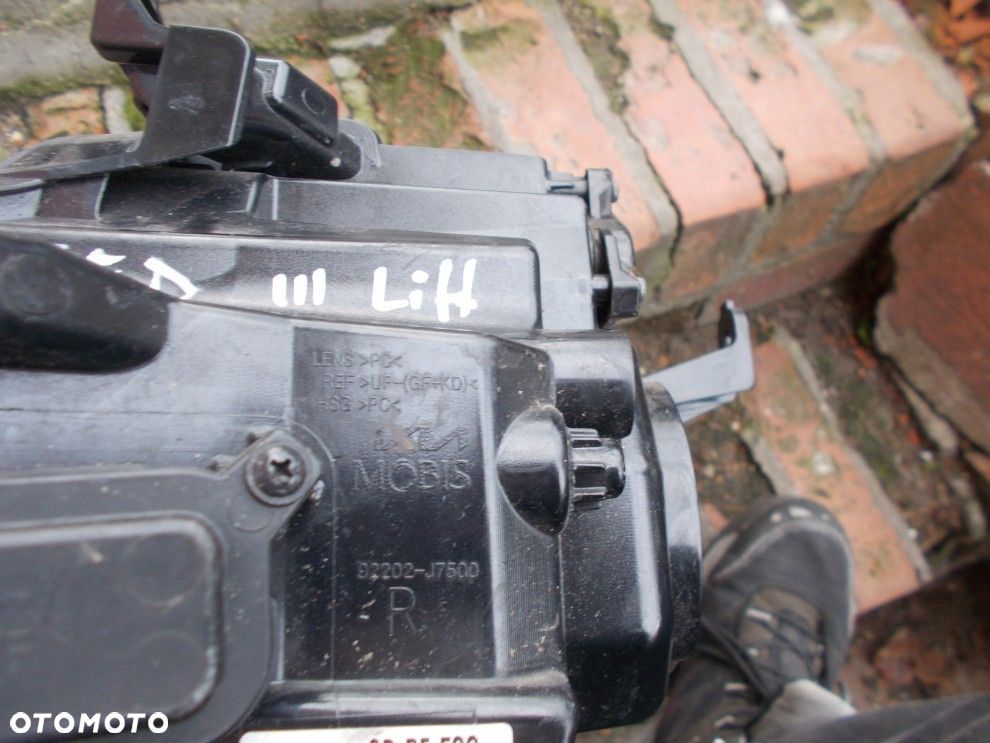 KIA CEED III LIFT 21- HALOGEN PRAWY ORYGINAŁ 92202-J7500 - 8