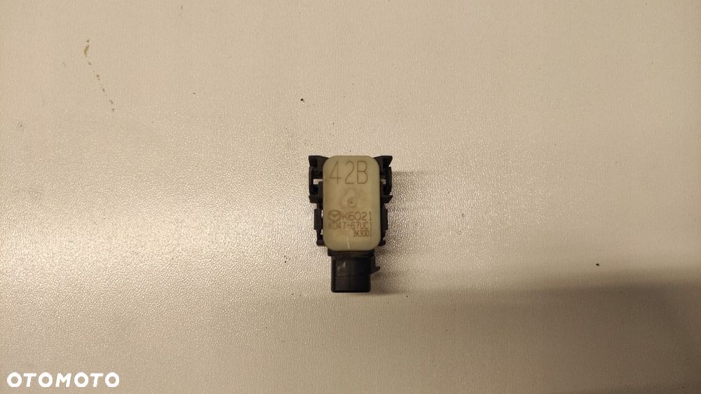 MAZDA 6 GJ CZUJNIK PARKOWANIA SENSOR PDC TYŁ KD47-67UC1 42B 12-18 - 2