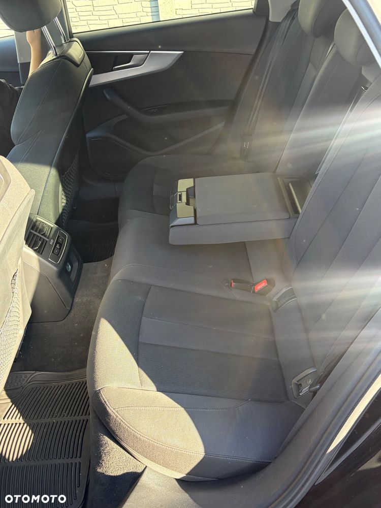 Audi A4 Avant - 33