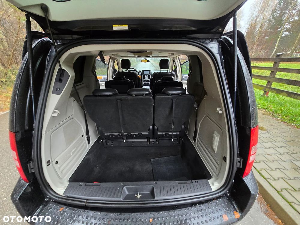 Chrysler Grand Voyager 2.8 CRD Automatik Limited - 24