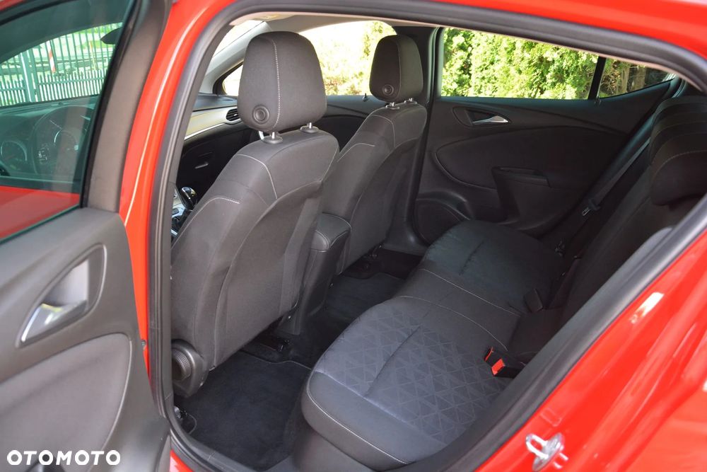 Opel Astra 1.4 Turbo Start/Stop ON - 15