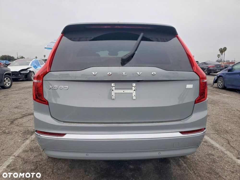 Volvo XC 90 - 5