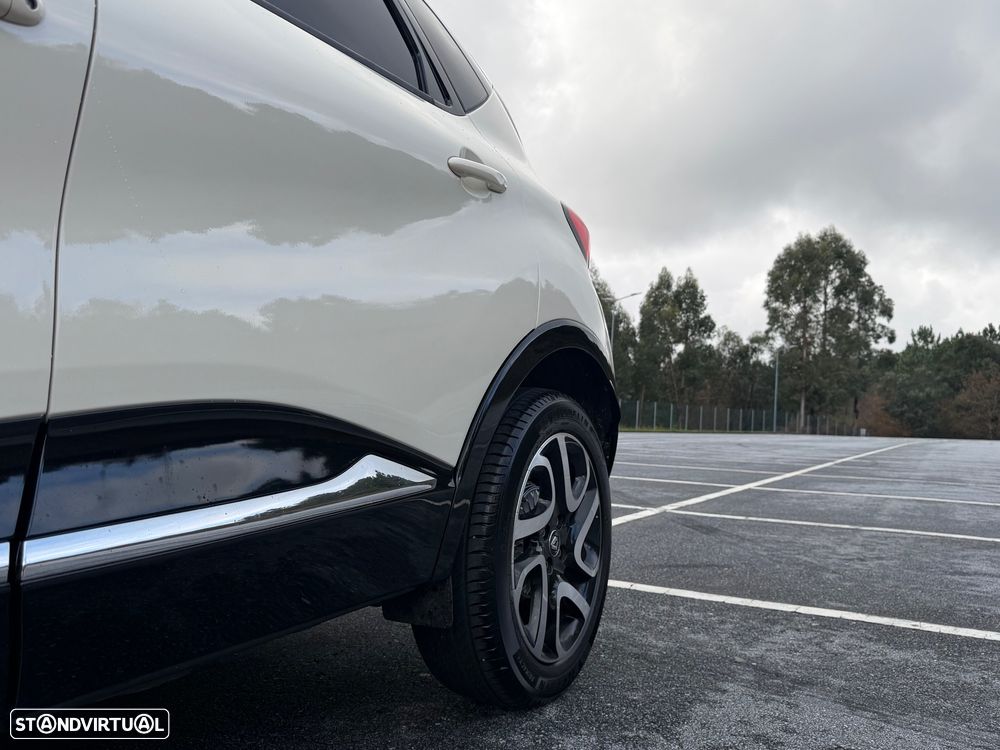 Renault Captur 0.9 TCE Exclusive - 24